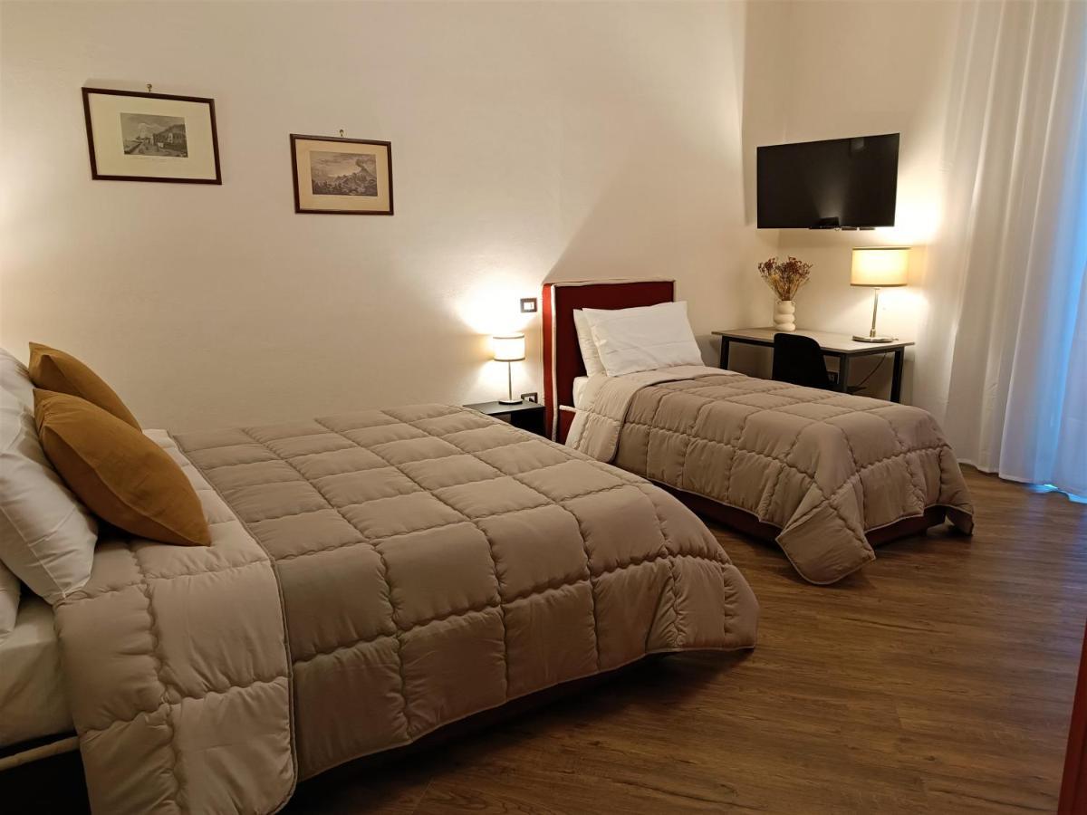 Bed and Breakfast Gibus Nápoles Exterior foto